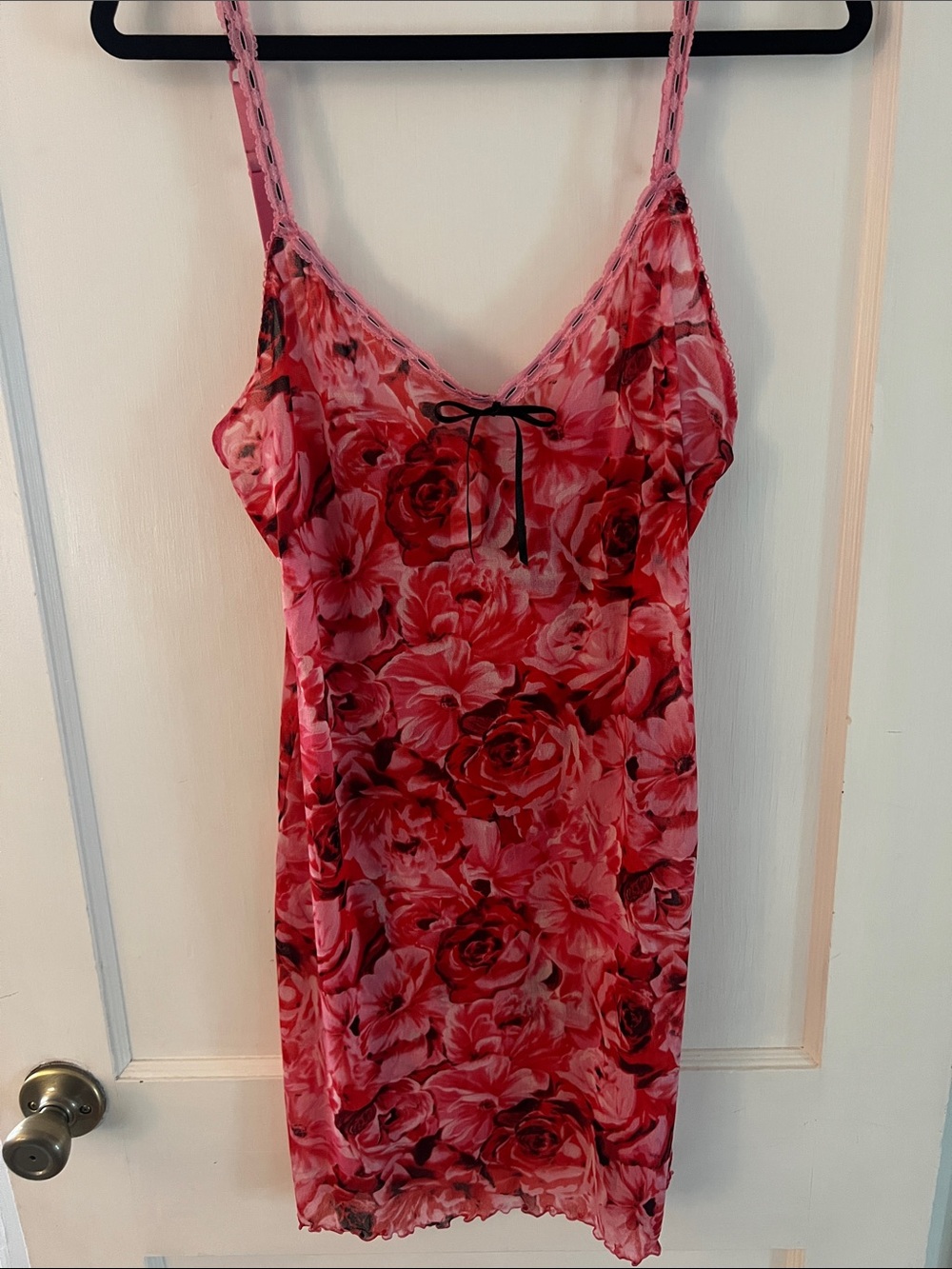 Y2K Jennifer Lopez Vintage-style pink floral Lace-Trim Chemise Slip dress